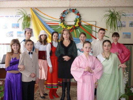 Виховний захід "Культура Заходу та Сходу"